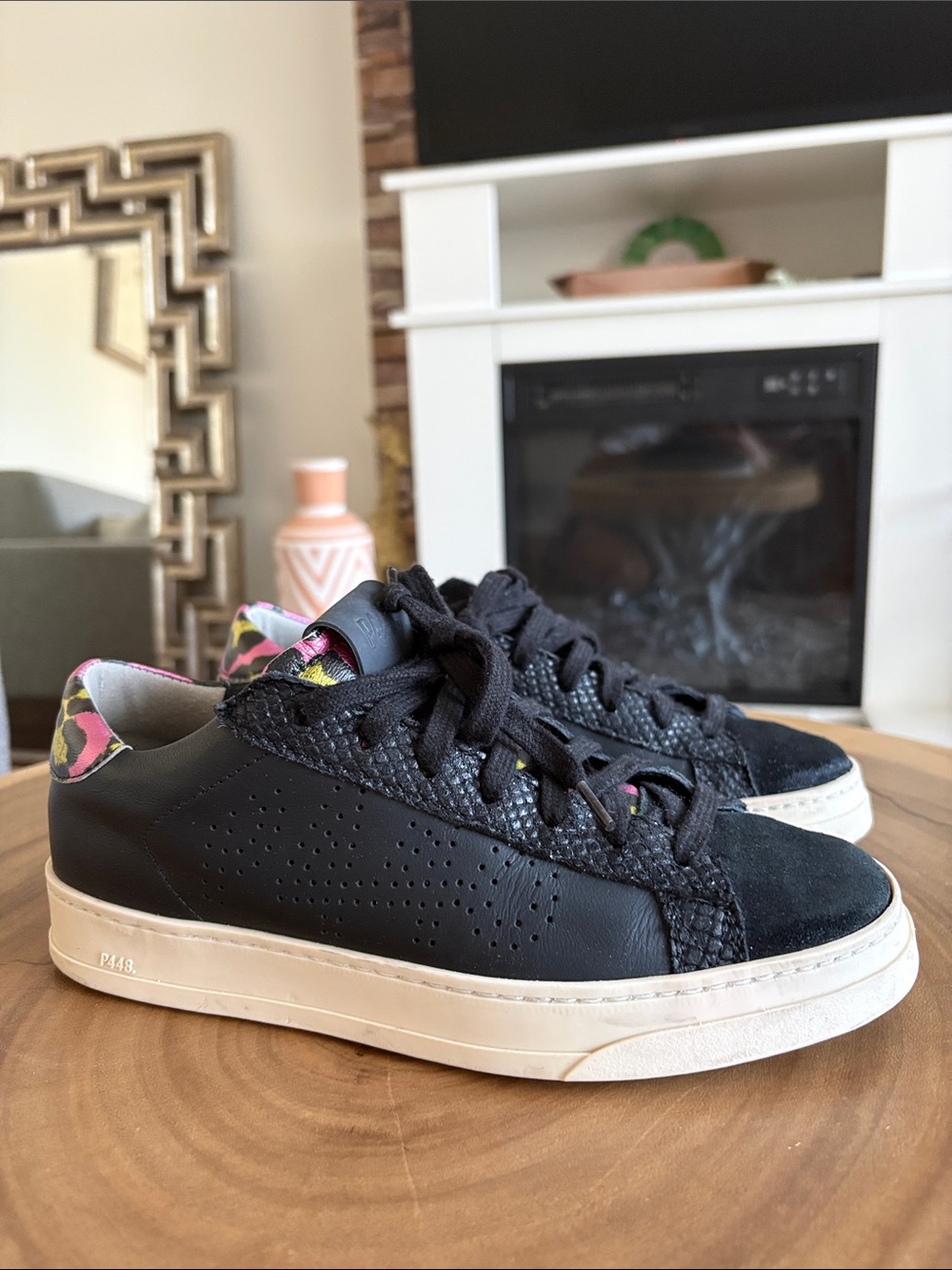 P448 John Metallic distressed Sneakers